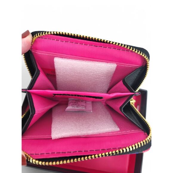 Trina Turk Multicolor Stripe Coin Purse Card Wallet Zip Around Gift Boxed NWT - Picture 2 of 4